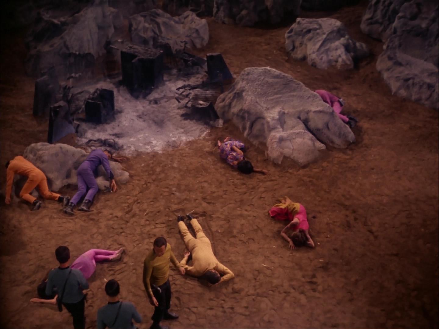 ariane179254_StarTrek_3x04_AndTheChildrenShallLead_0039.jpg