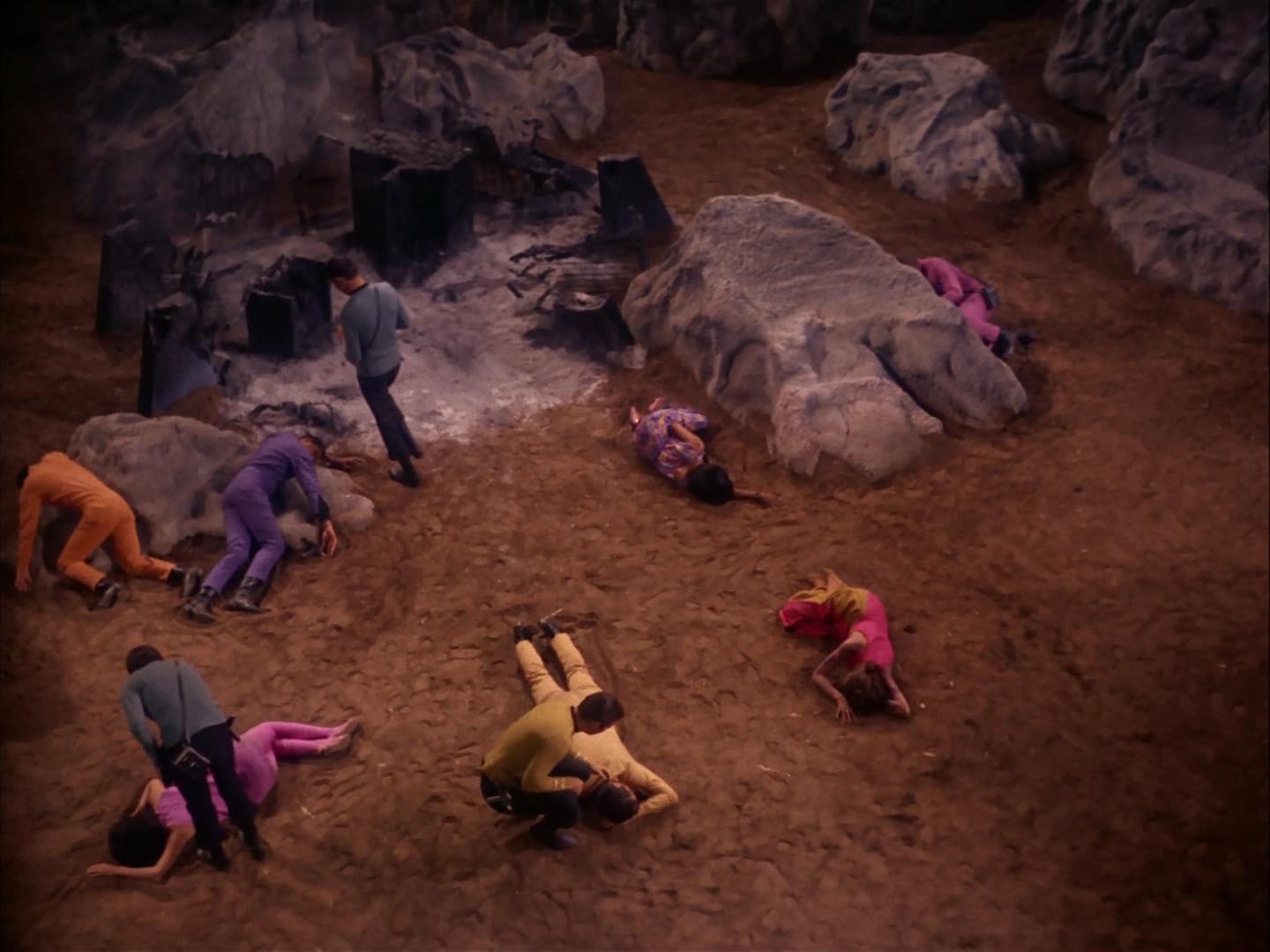 ariane179254_StarTrek_3x04_AndTheChildrenShallLead_0047.jpg