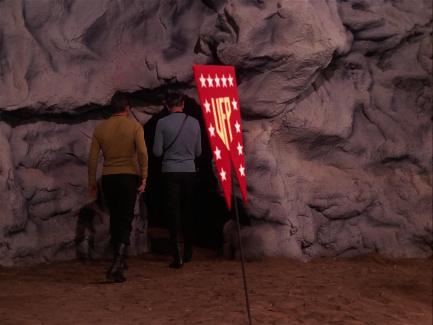 ariane179254_StarTrek_3x04_AndTheChildrenShallLead_0560.jpg