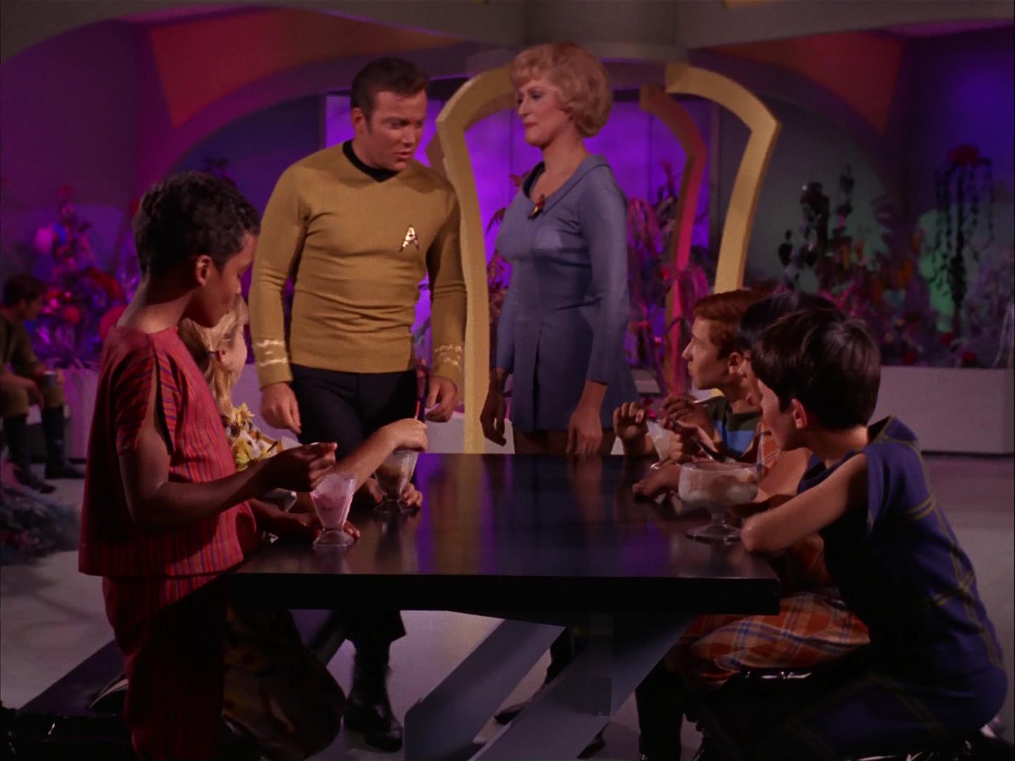 ariane179254_StarTrek_3x04_AndTheChildrenShallLead_0816.jpg