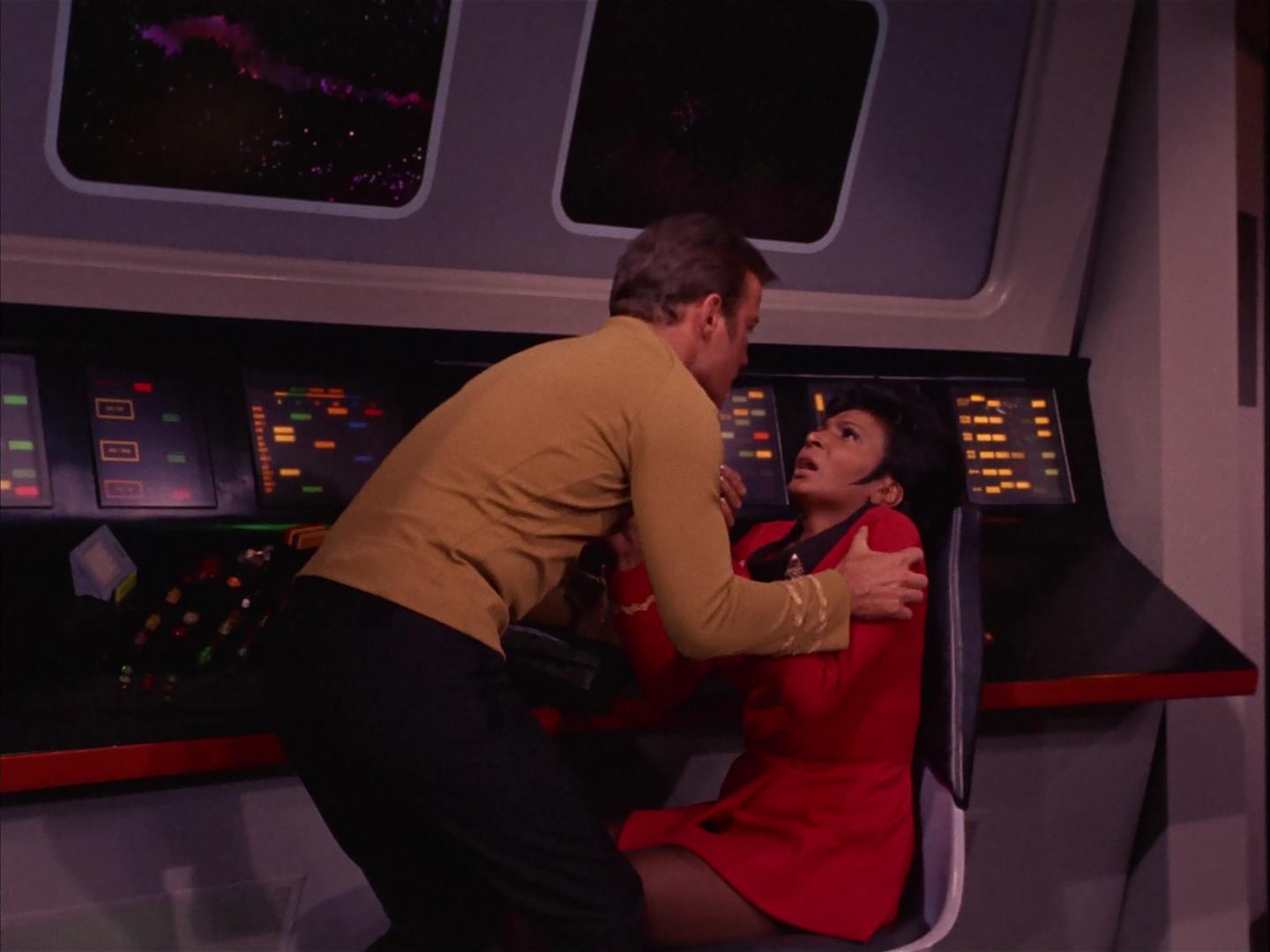 ariane179254_StarTrek_3x04_AndTheChildrenShallLead_2220.jpg