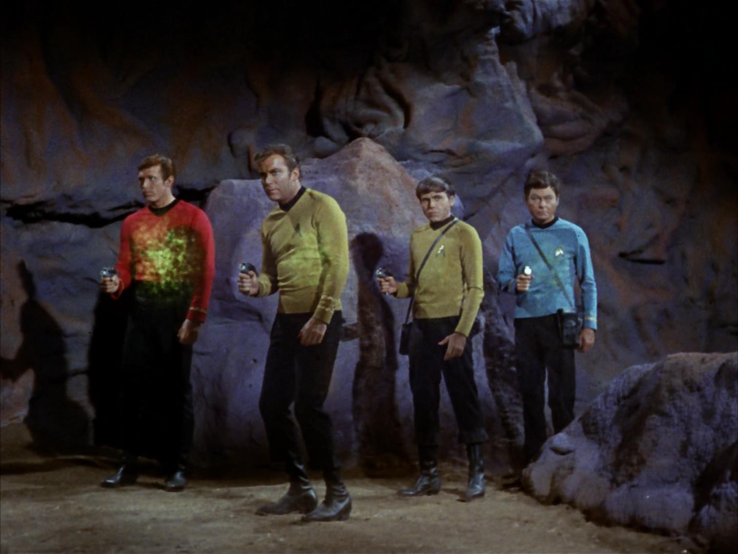 ariane179254_StarTrek_3x07_DayOfTheDove_0012.jpg