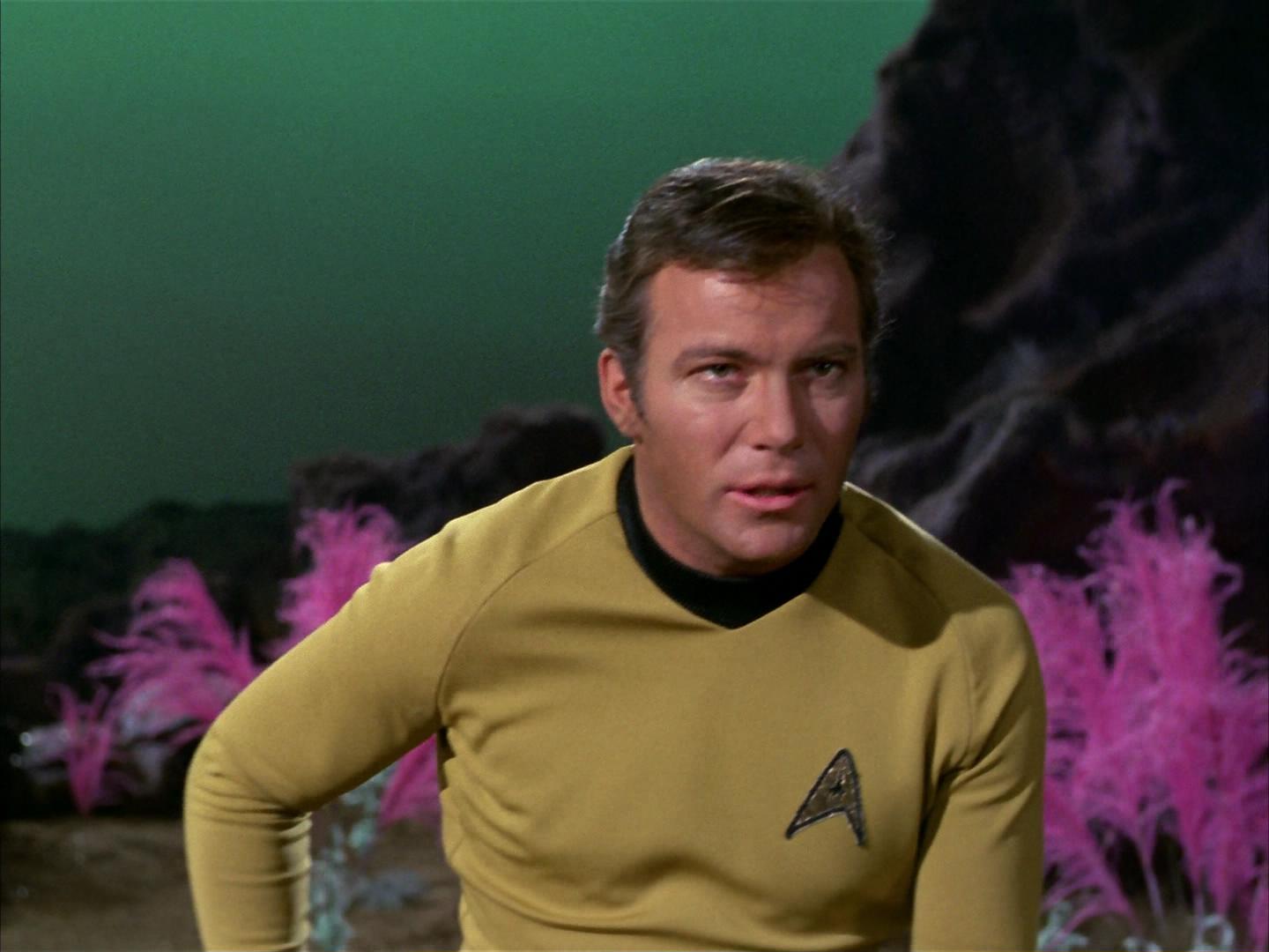 ariane179254_StarTrek_3x07_DayOfTheDove_0057.jpg