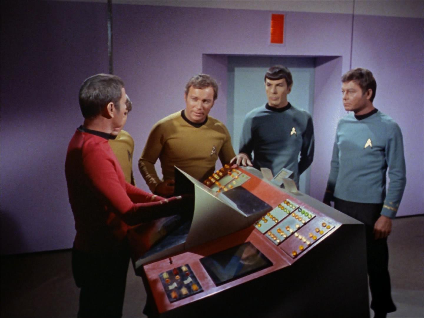 ariane179254_StarTrek_3x07_DayOfTheDove_0536.jpg