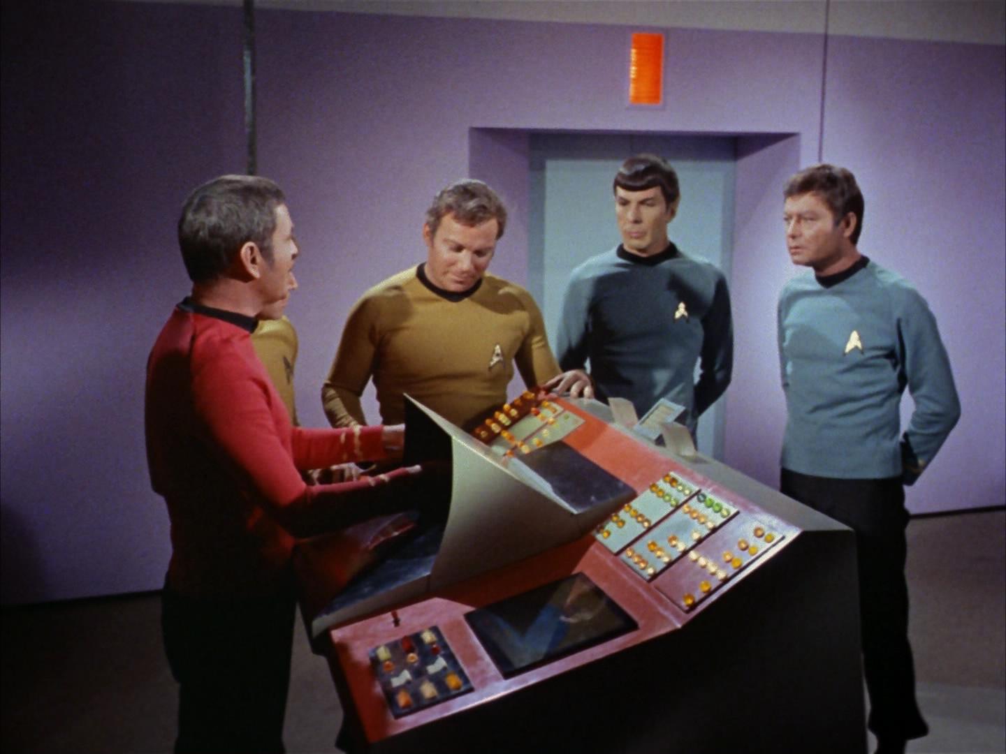 ariane179254_StarTrek_3x07_DayOfTheDove_0541.jpg