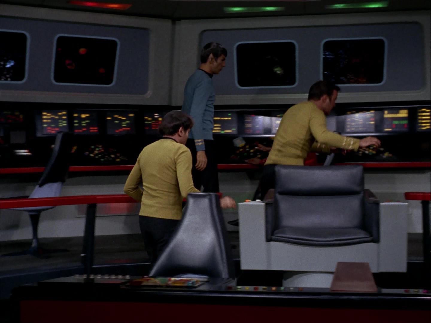 ariane179254_StarTrek_3x09_TheTholianWeb_0160.jpg