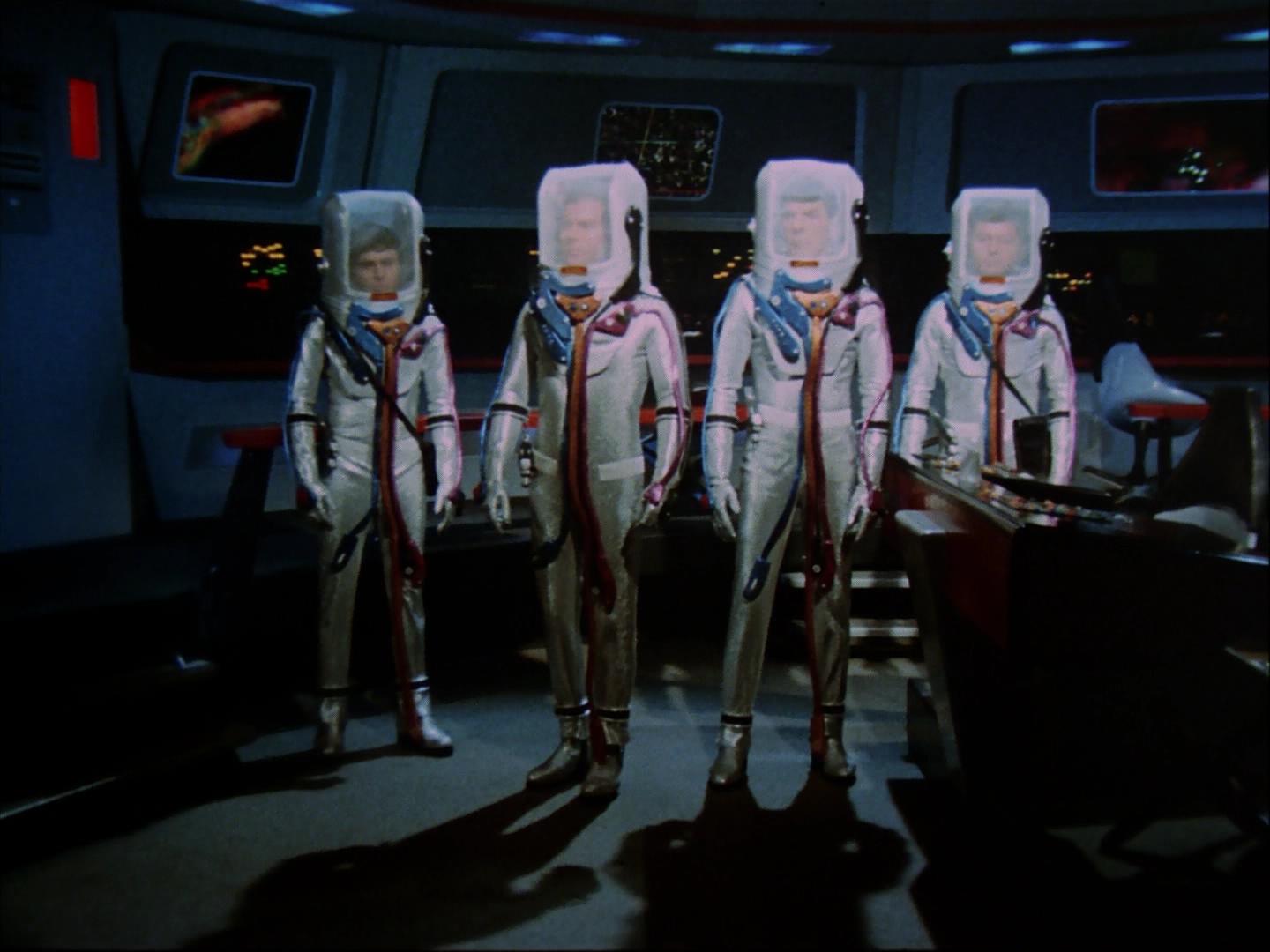 ariane179254_StarTrek_3x09_TheTholianWeb_0205.jpg