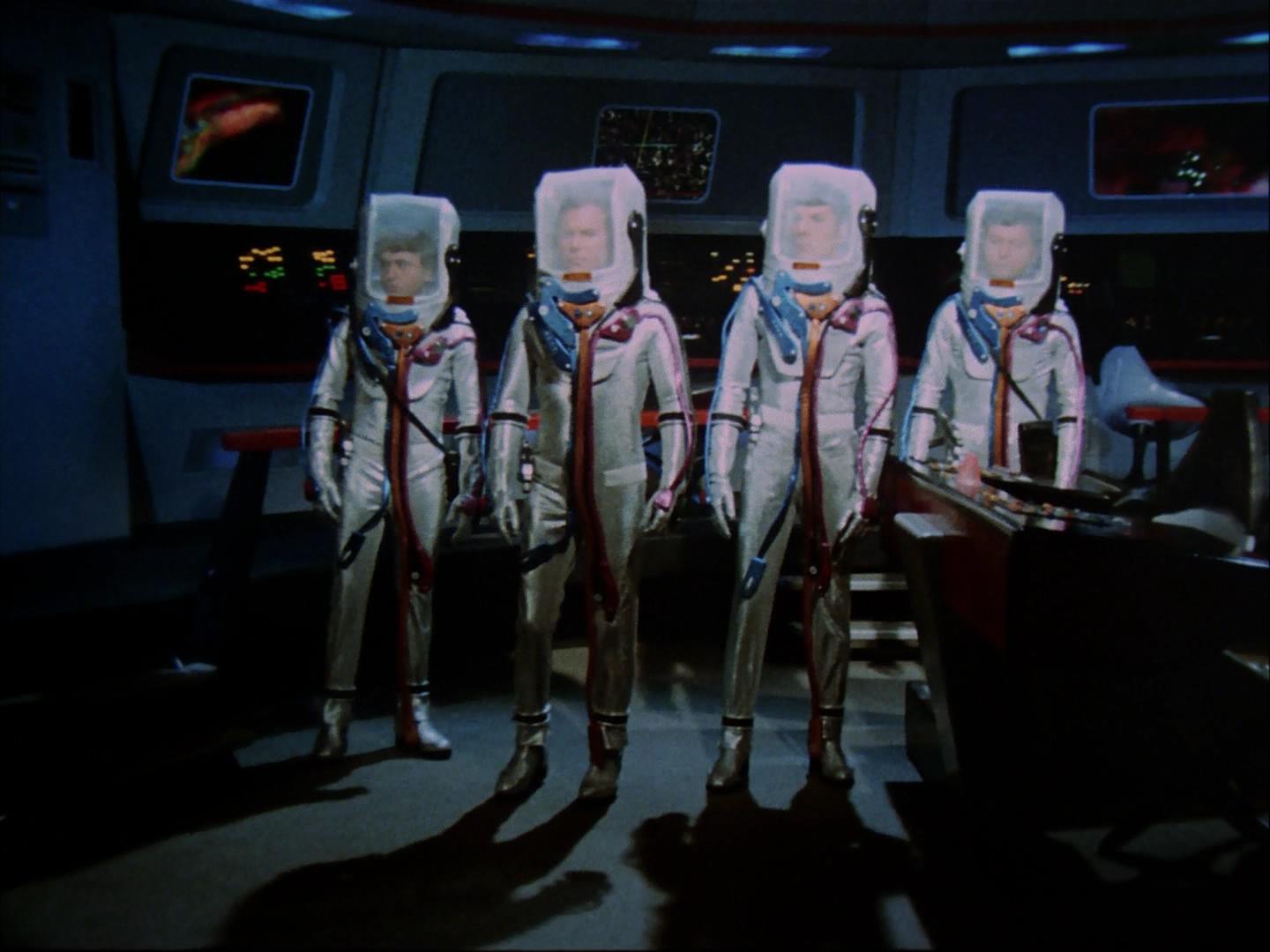 ariane179254_StarTrek_3x09_TheTholianWeb_0206.jpg