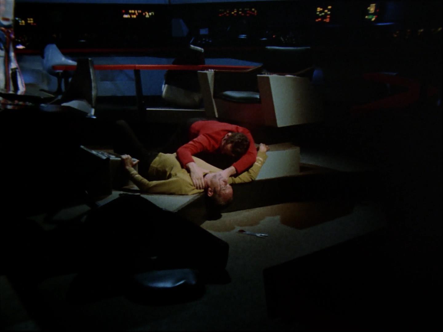 ariane179254_StarTrek_3x09_TheTholianWeb_0215.jpg