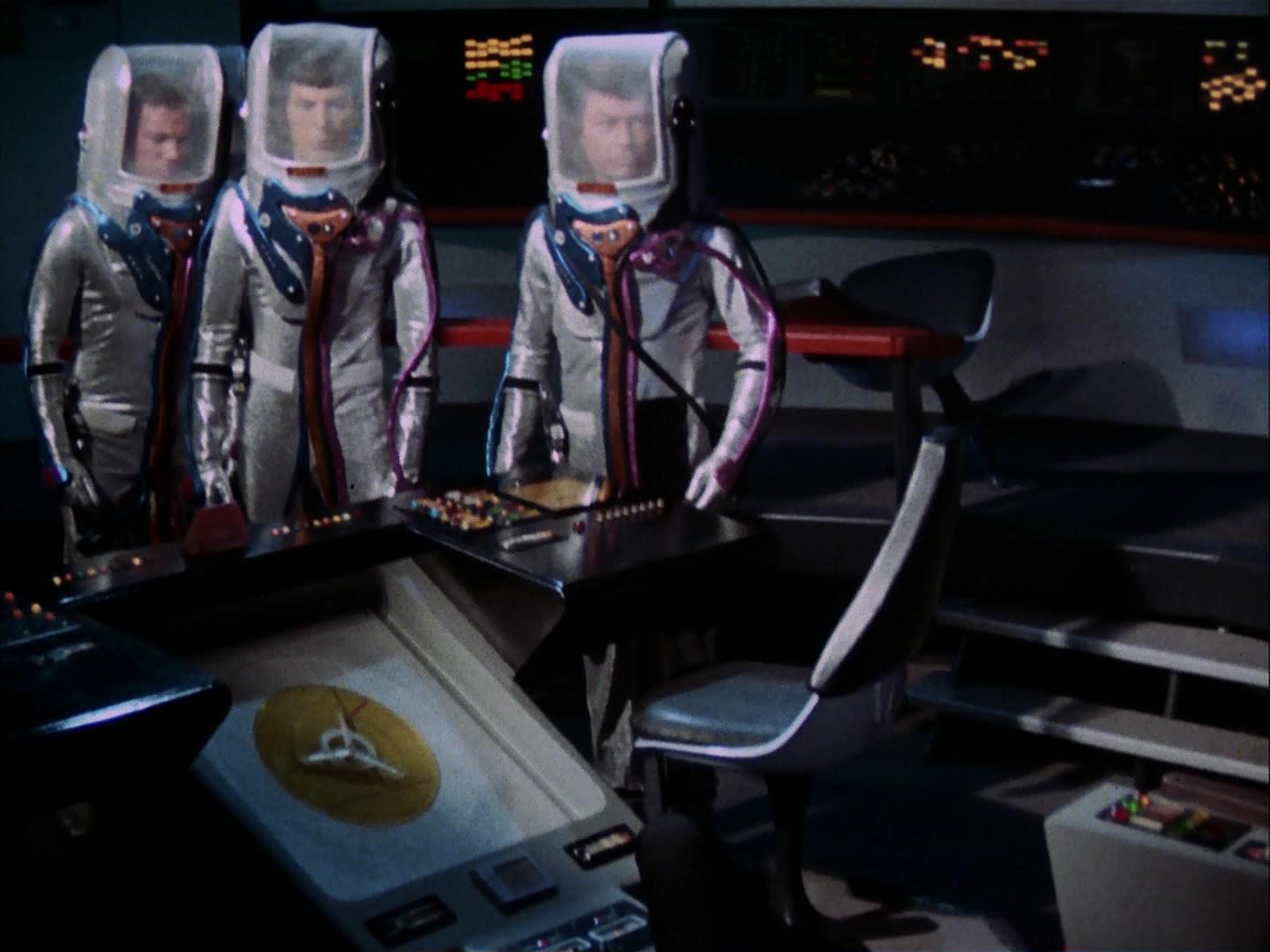 ariane179254_StarTrek_3x09_TheTholianWeb_0223.jpg