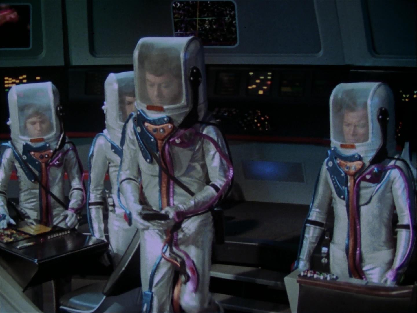 ariane179254_StarTrek_3x09_TheTholianWeb_0324.jpg