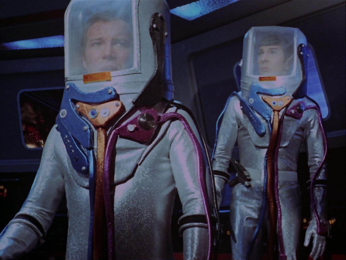 ariane179254_StarTrek_3x09_TheTholianWeb_0406.jpg