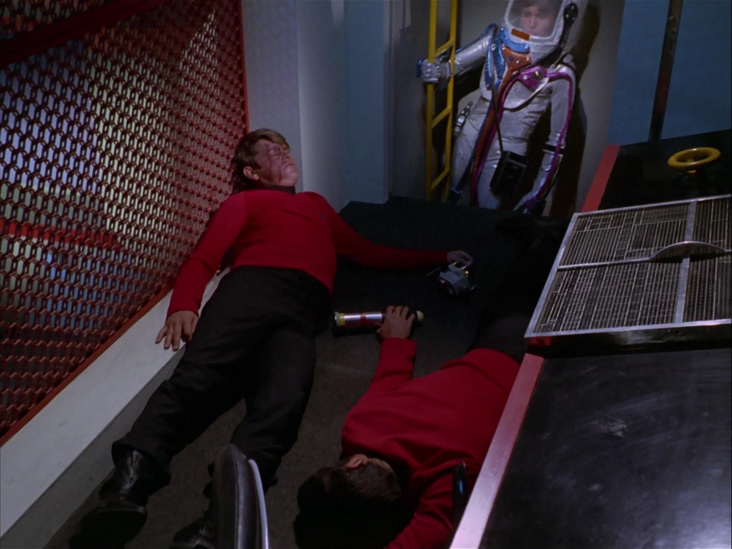 ariane179254_StarTrek_3x09_TheTholianWeb_0450.jpg