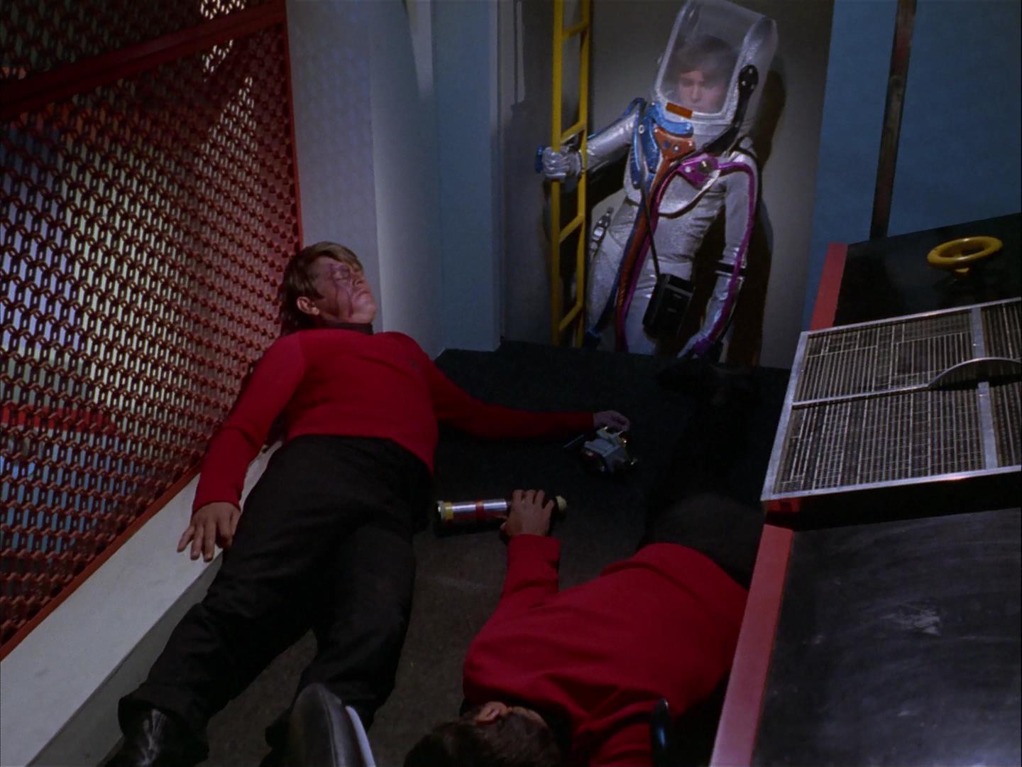 ariane179254_StarTrek_3x09_TheTholianWeb_0451.jpg