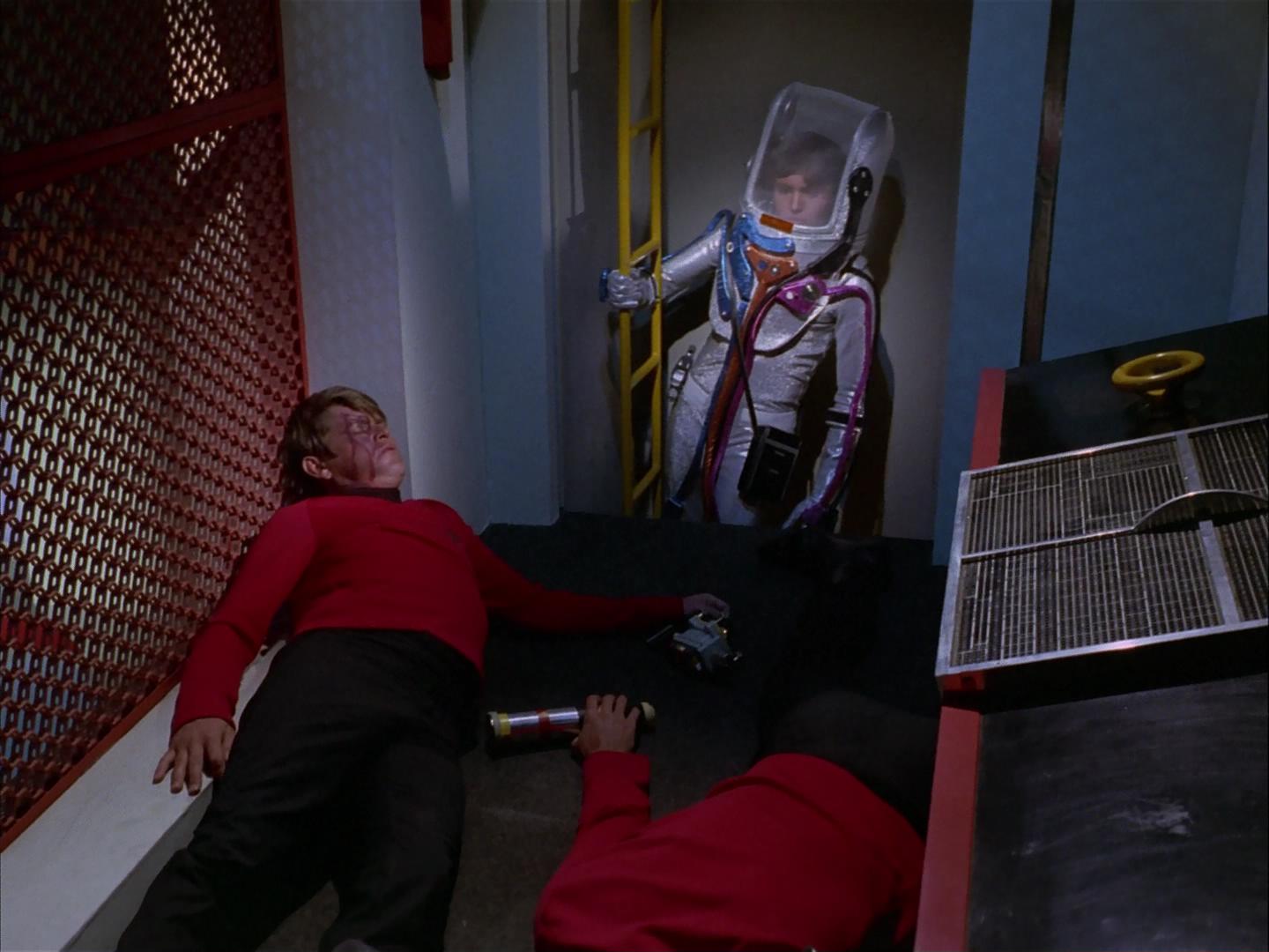 ariane179254_StarTrek_3x09_TheTholianWeb_0453.jpg