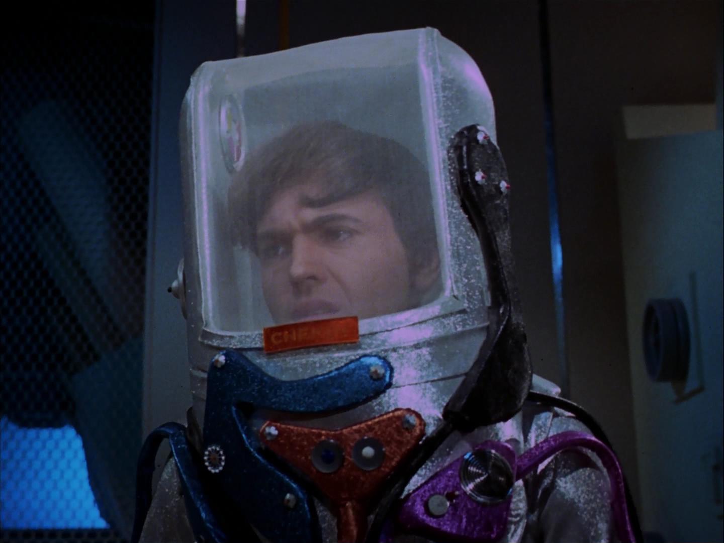 ariane179254_StarTrek_3x09_TheTholianWeb_0480.jpg
