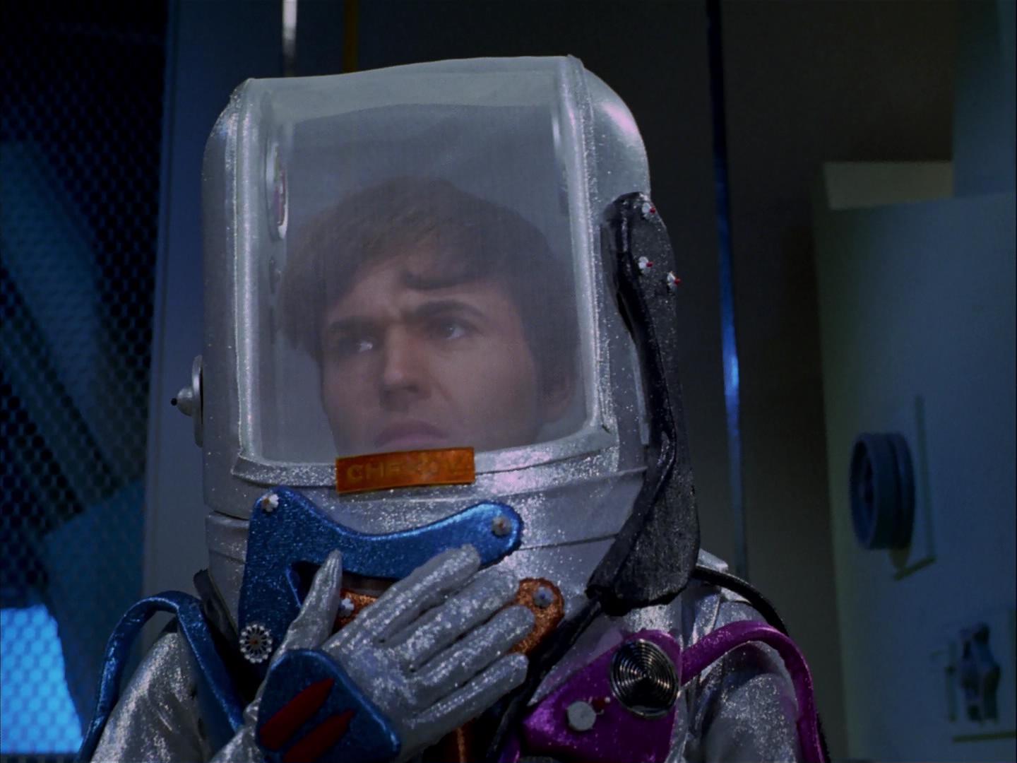ariane179254_StarTrek_3x09_TheTholianWeb_0503.jpg