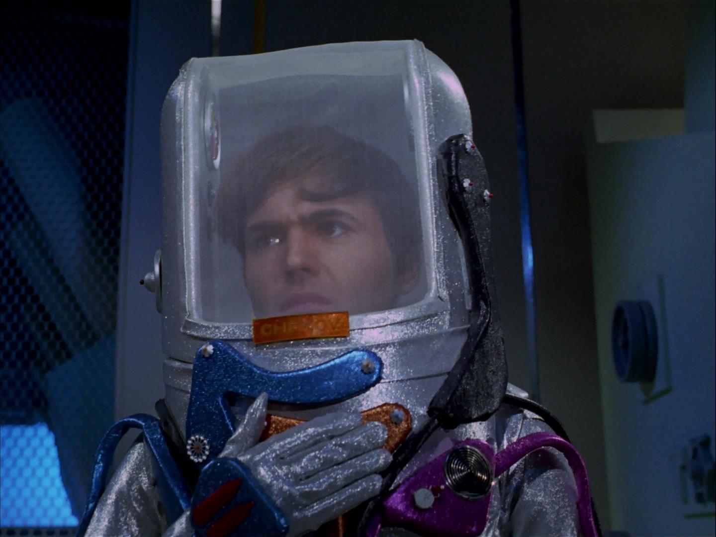 ariane179254_StarTrek_3x09_TheTholianWeb_0505.jpg