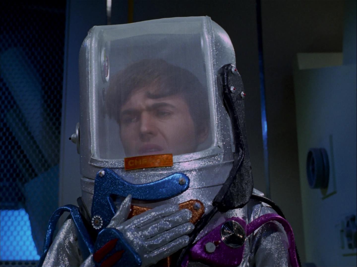 ariane179254_StarTrek_3x09_TheTholianWeb_0507.jpg