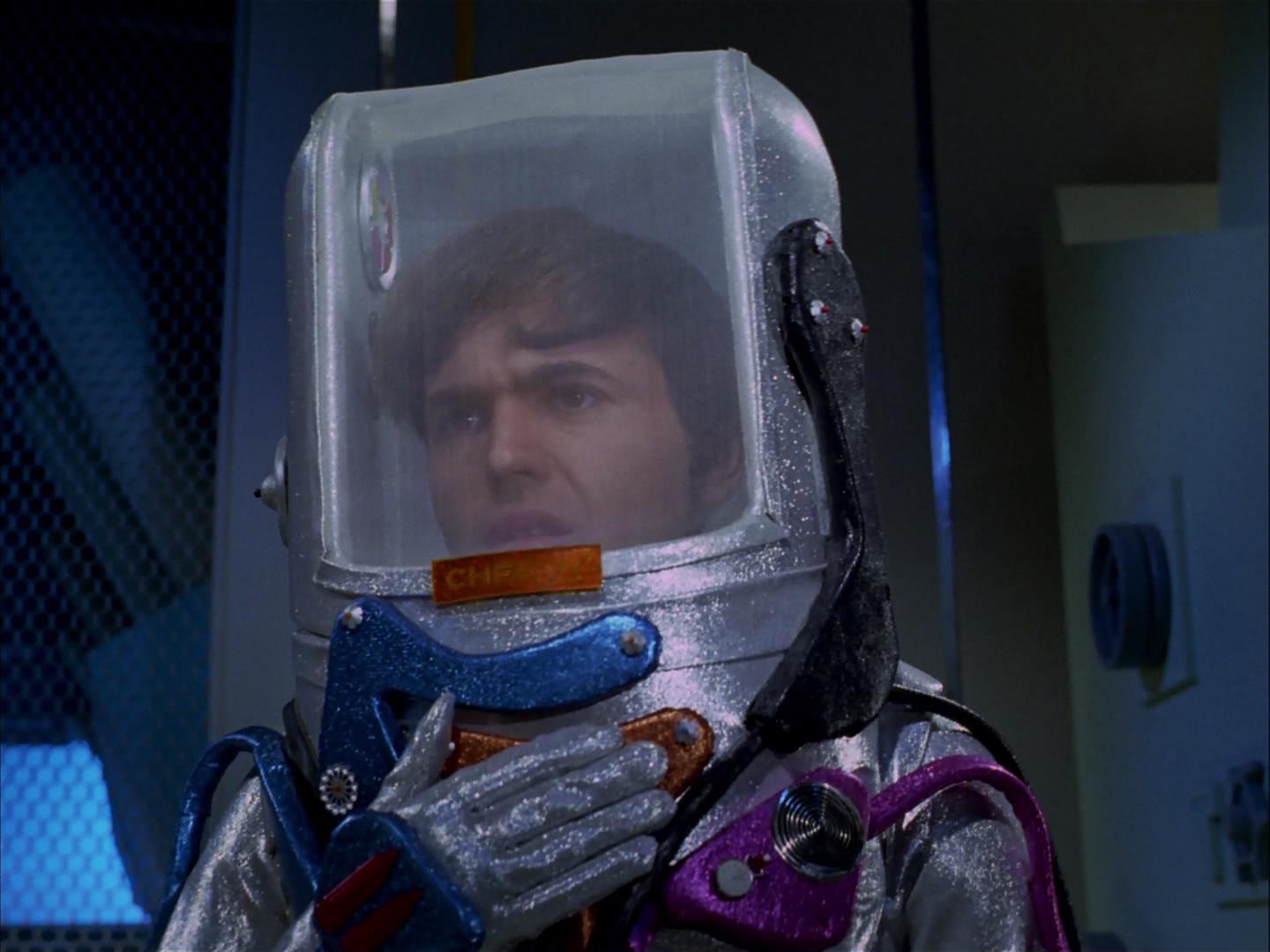 ariane179254_StarTrek_3x09_TheTholianWeb_0512.jpg