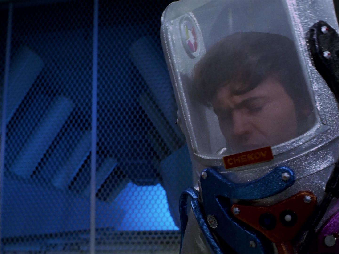 ariane179254_StarTrek_3x09_TheTholianWeb_0526.jpg