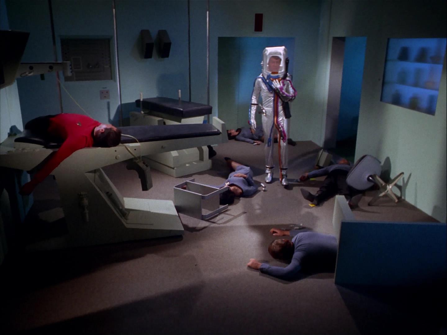 ariane179254_StarTrek_3x09_TheTholianWeb_0569.jpg