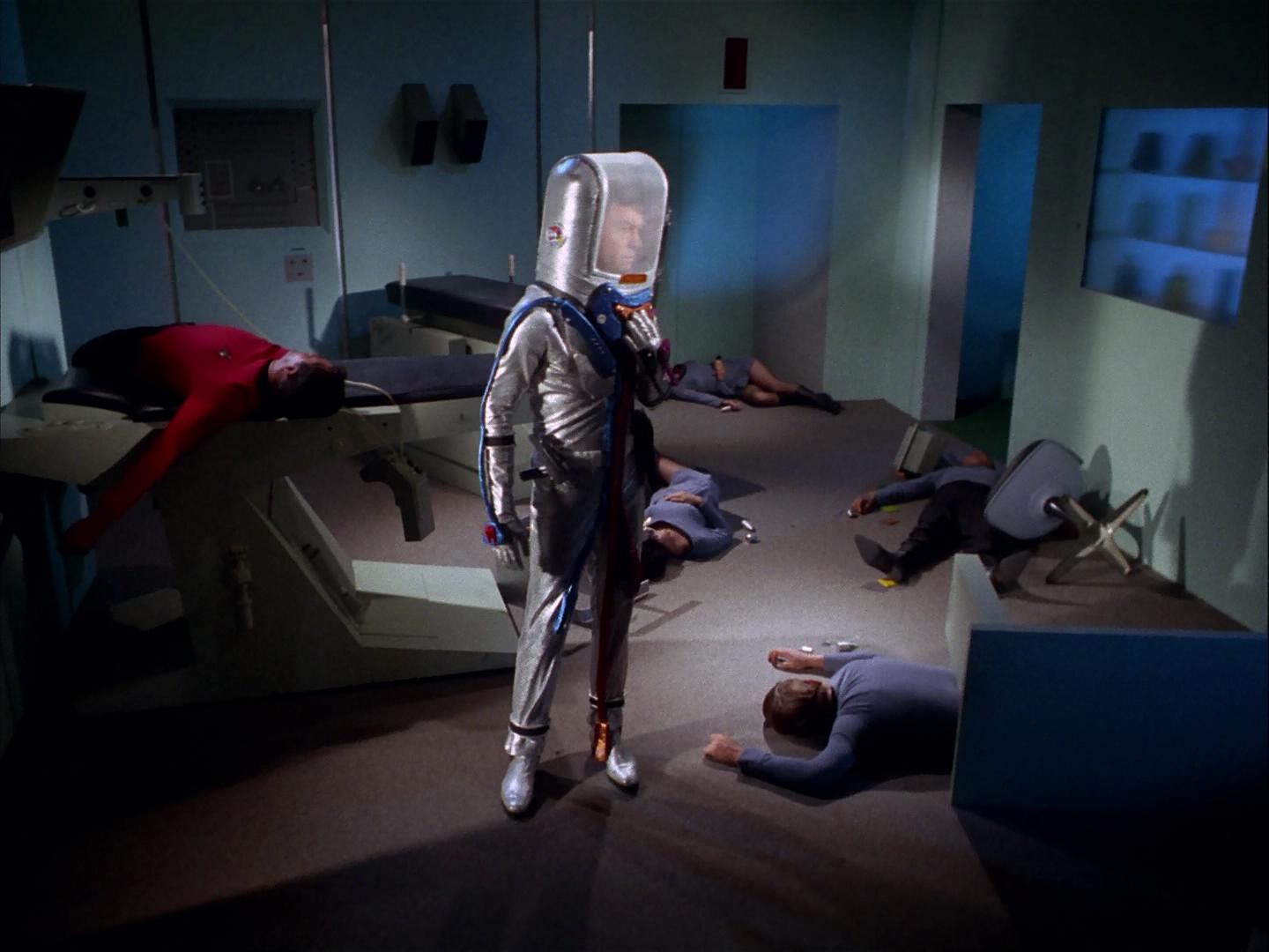 ariane179254_StarTrek_3x09_TheTholianWeb_0589.jpg