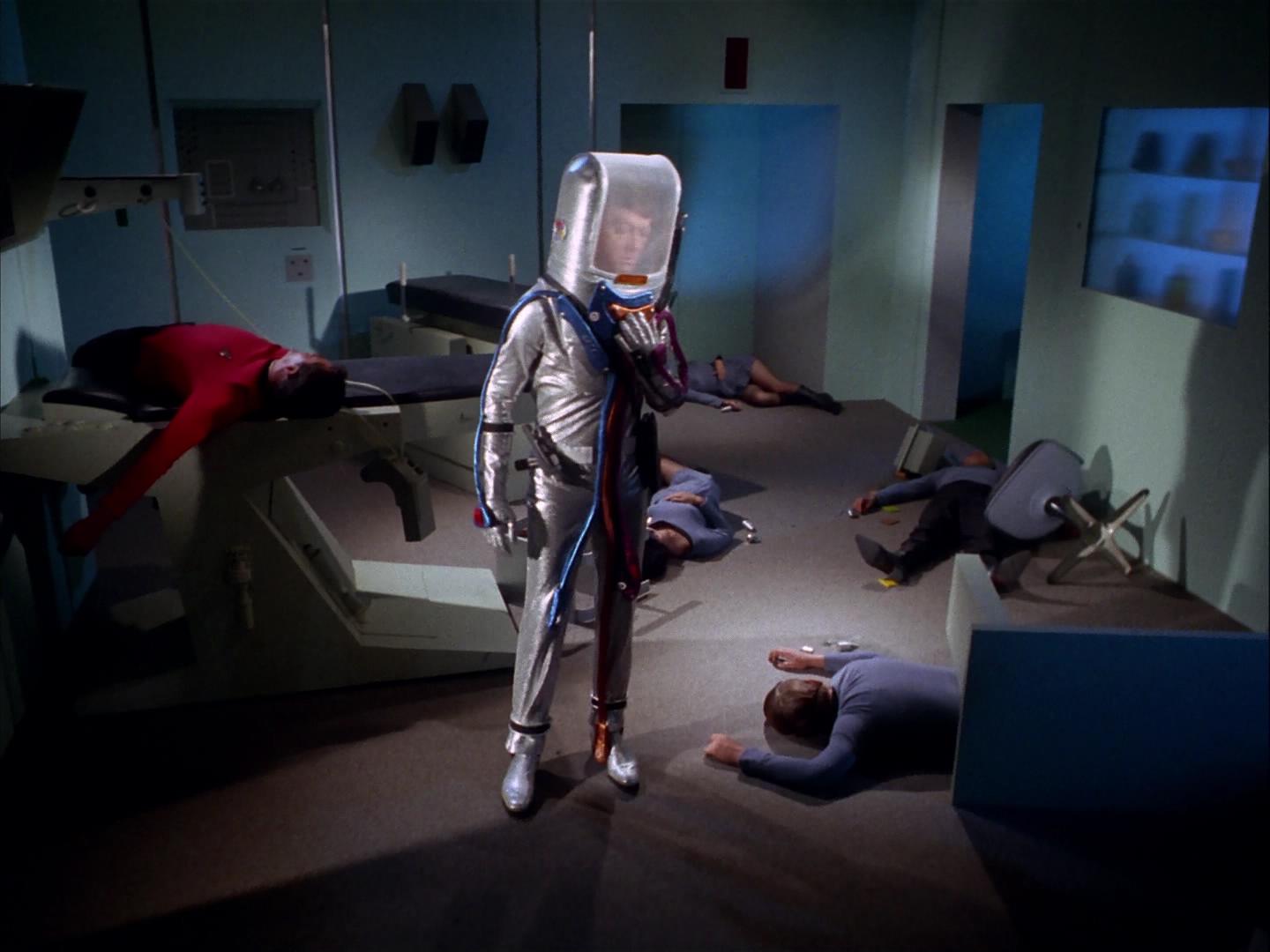 ariane179254_StarTrek_3x09_TheTholianWeb_0590.jpg