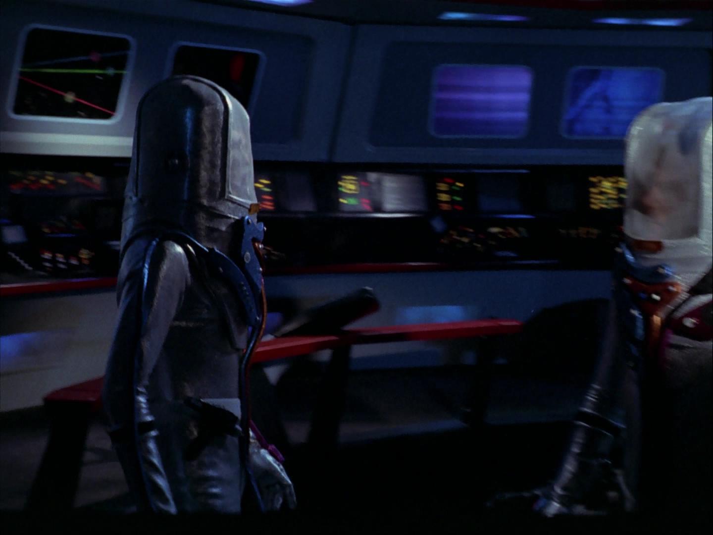 ariane179254_StarTrek_3x09_TheTholianWeb_0678.jpg