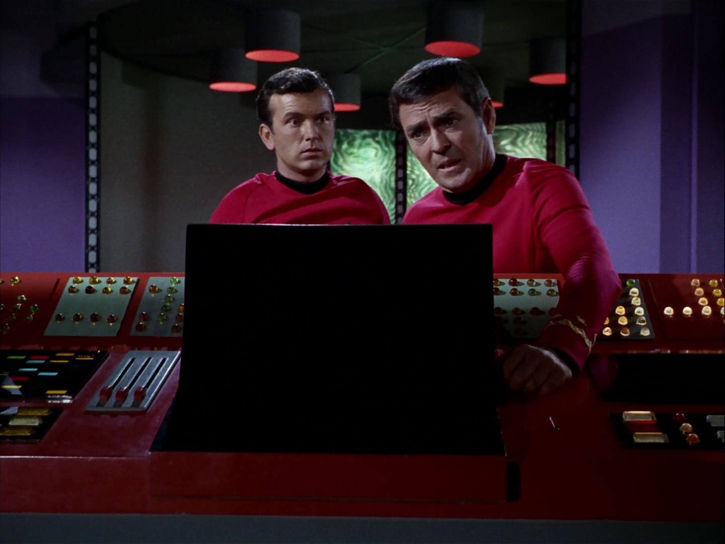 ariane179254_StarTrek_3x09_TheTholianWeb_0703.jpg