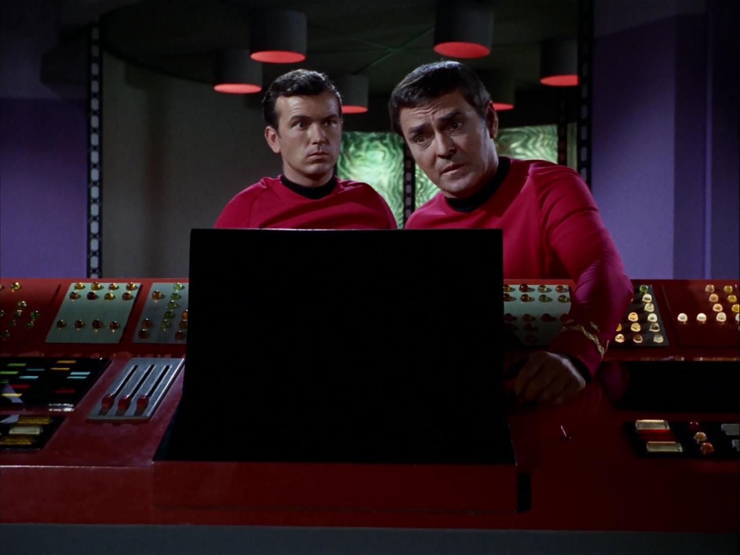 ariane179254_StarTrek_3x09_TheTholianWeb_0706.jpg