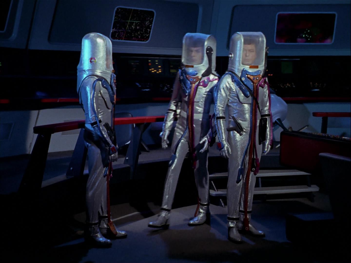 ariane179254_StarTrek_3x09_TheTholianWeb_0738.jpg