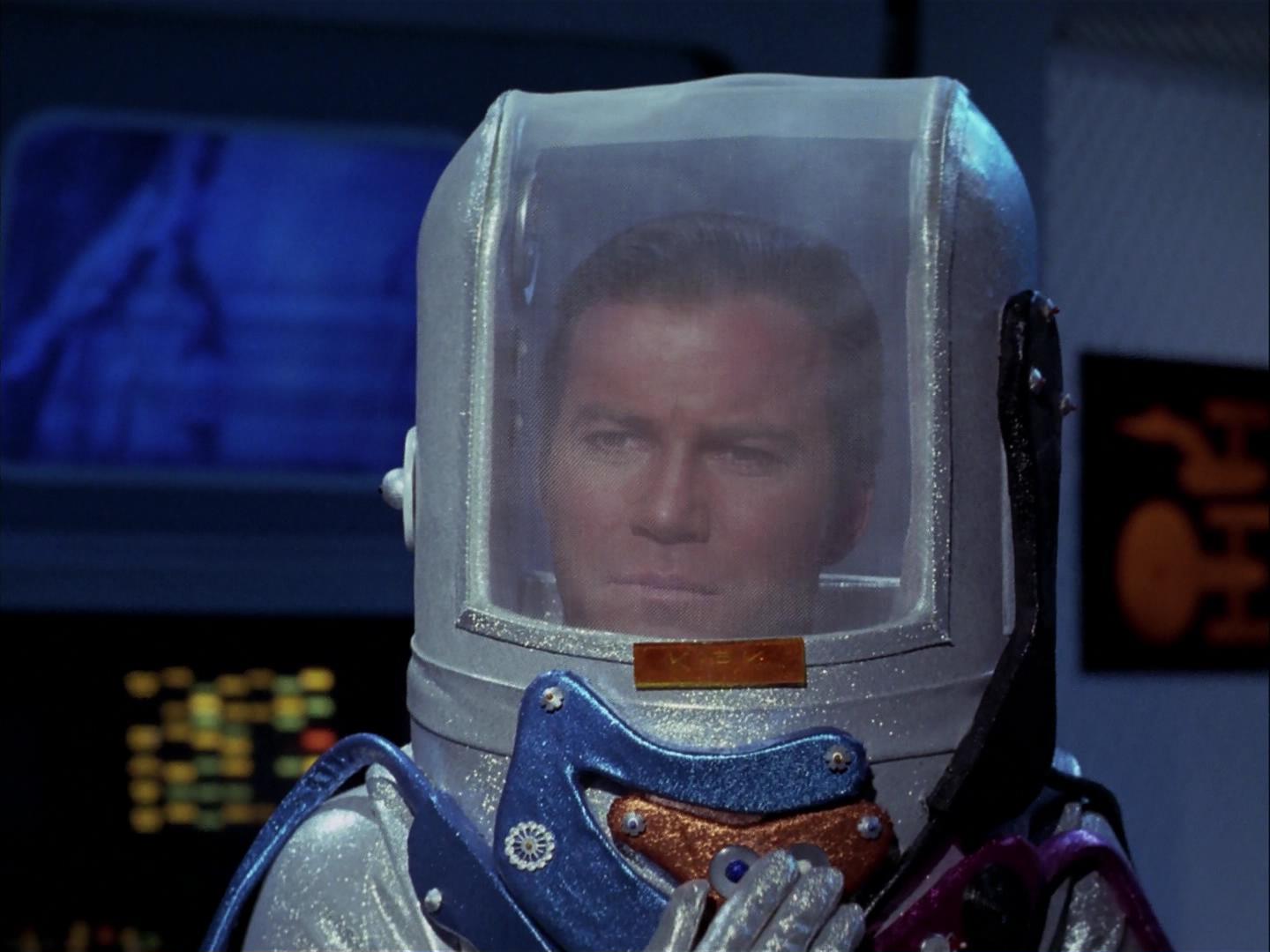 ariane179254_StarTrek_3x09_TheTholianWeb_0756.jpg