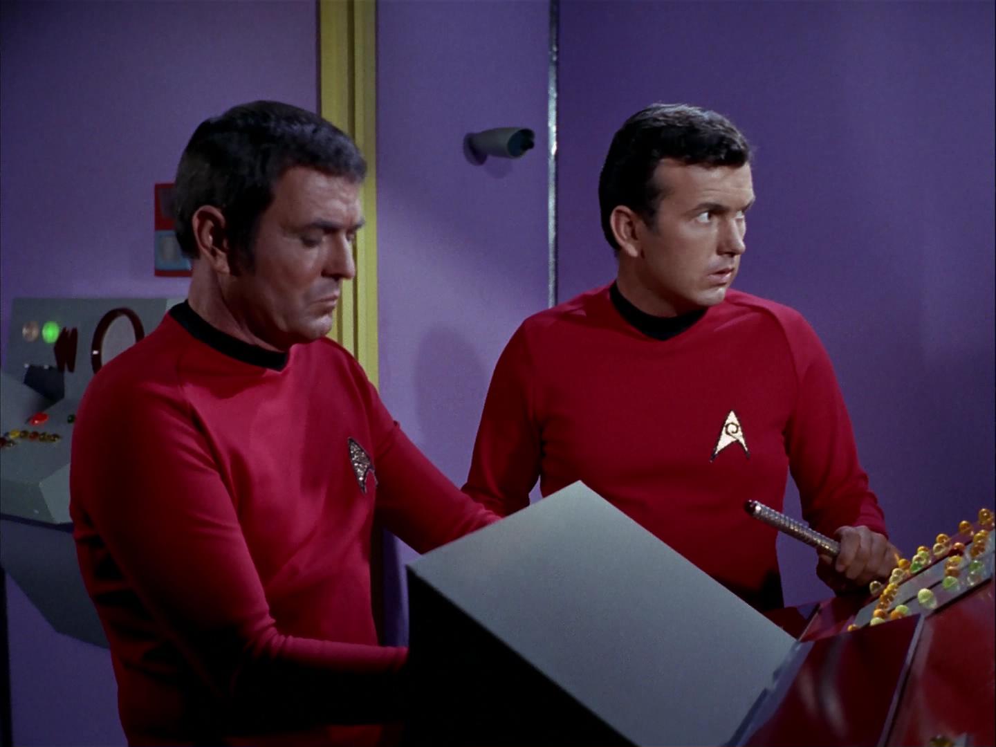 ariane179254_StarTrek_3x09_TheTholianWeb_0761.jpg