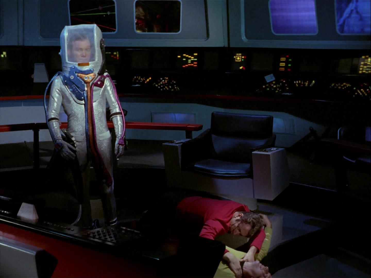 ariane179254_StarTrek_3x09_TheTholianWeb_0828.jpg