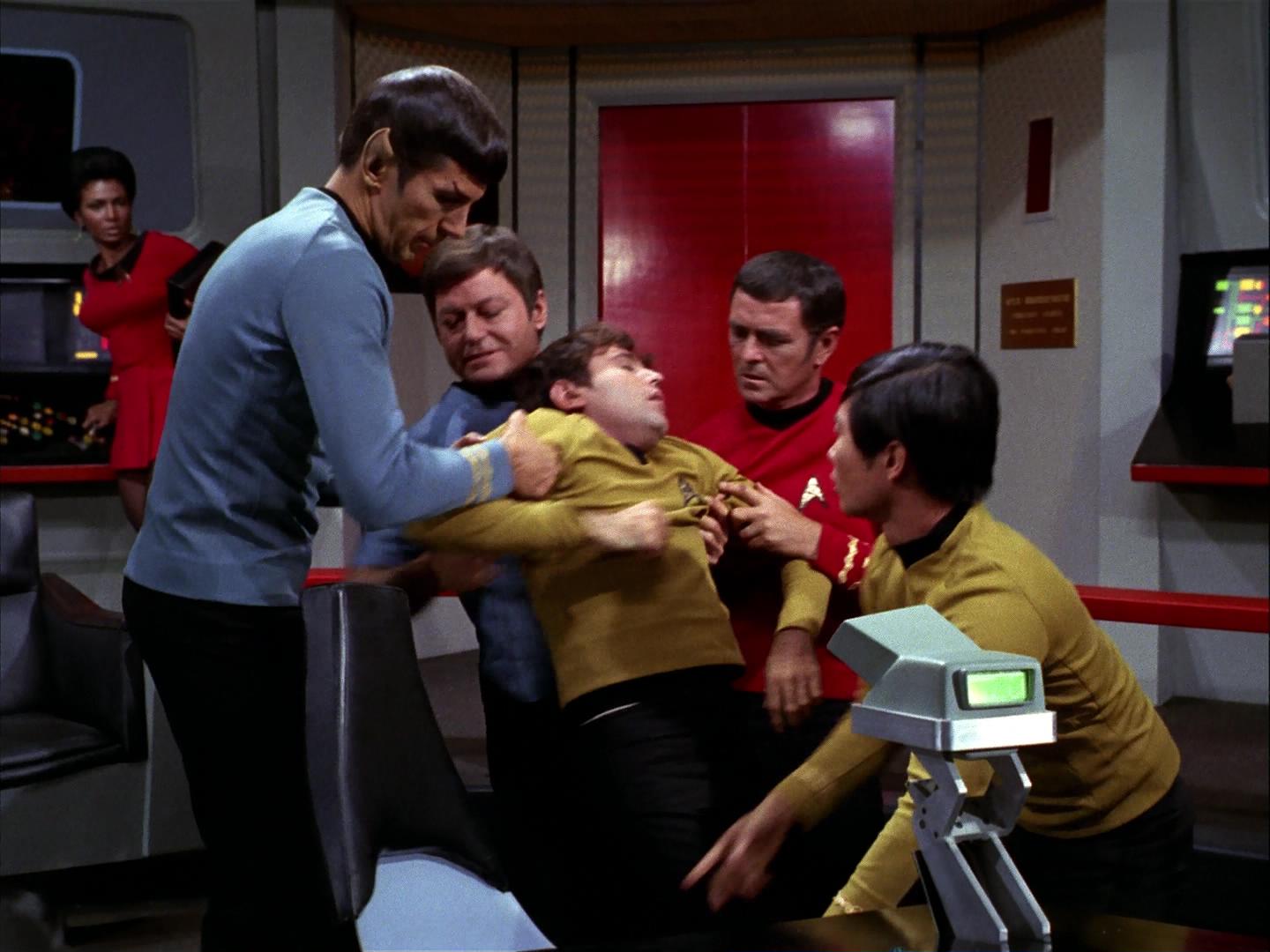 ariane179254_StarTrek_3x09_TheTholianWeb_1014.jpg