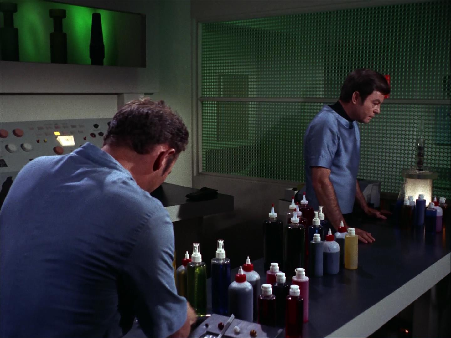 ariane179254_StarTrek_3x09_TheTholianWeb_1312.jpg