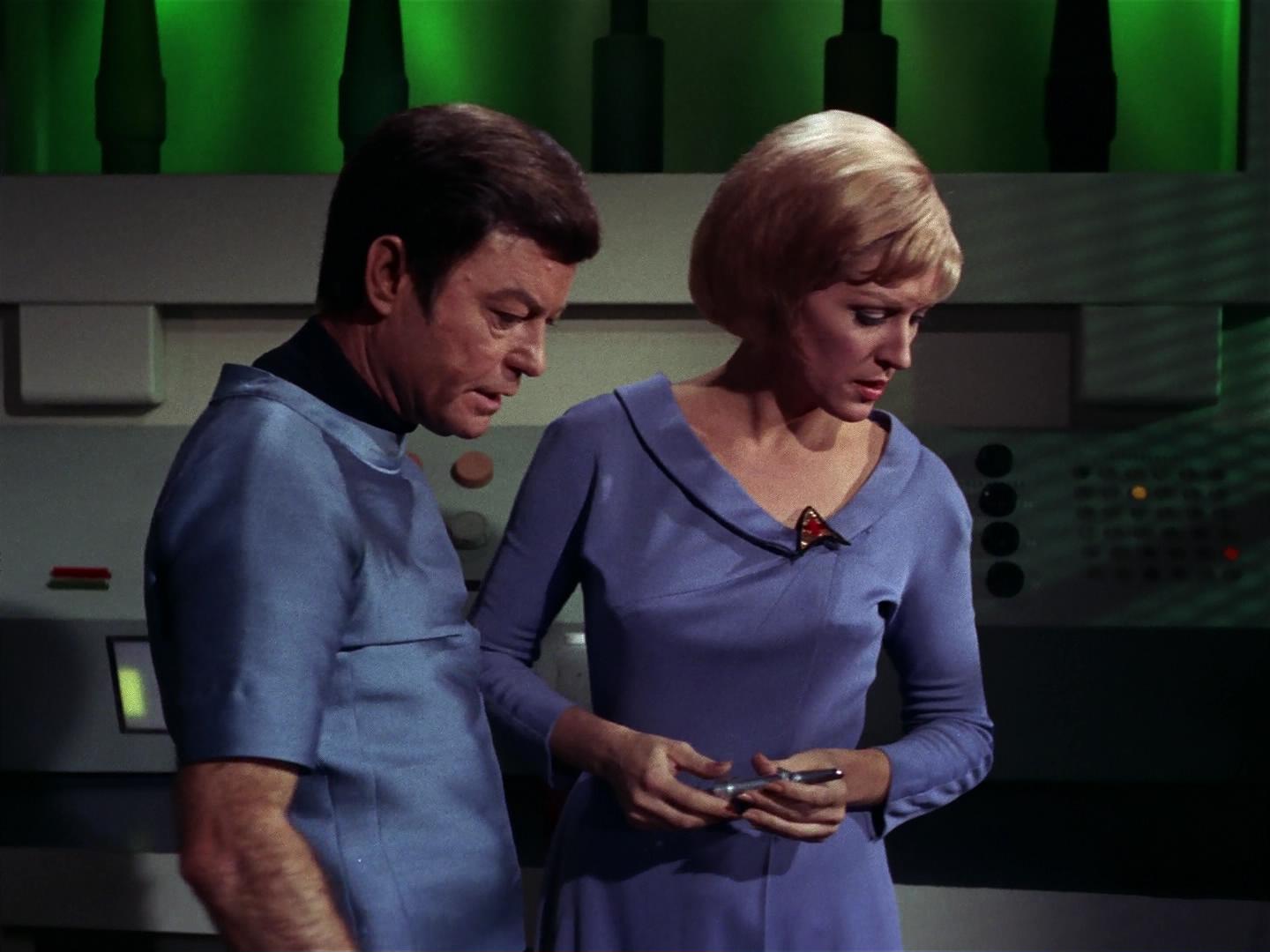 ariane179254_StarTrek_3x09_TheTholianWeb_1350.jpg