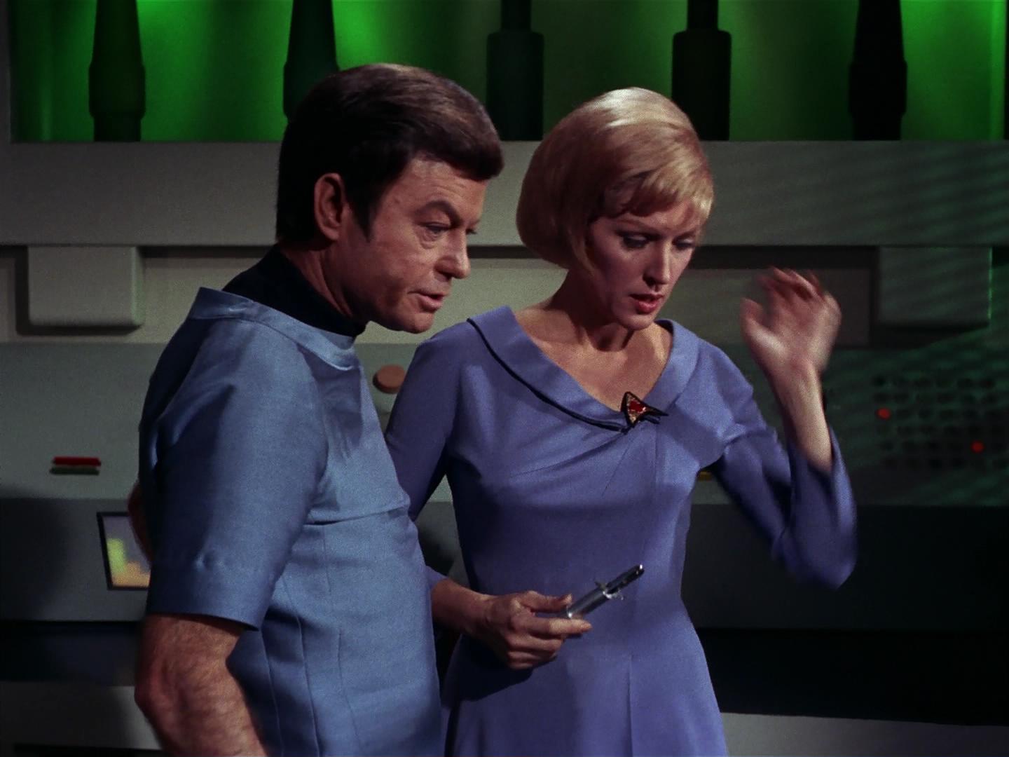 ariane179254_StarTrek_3x09_TheTholianWeb_1353.jpg