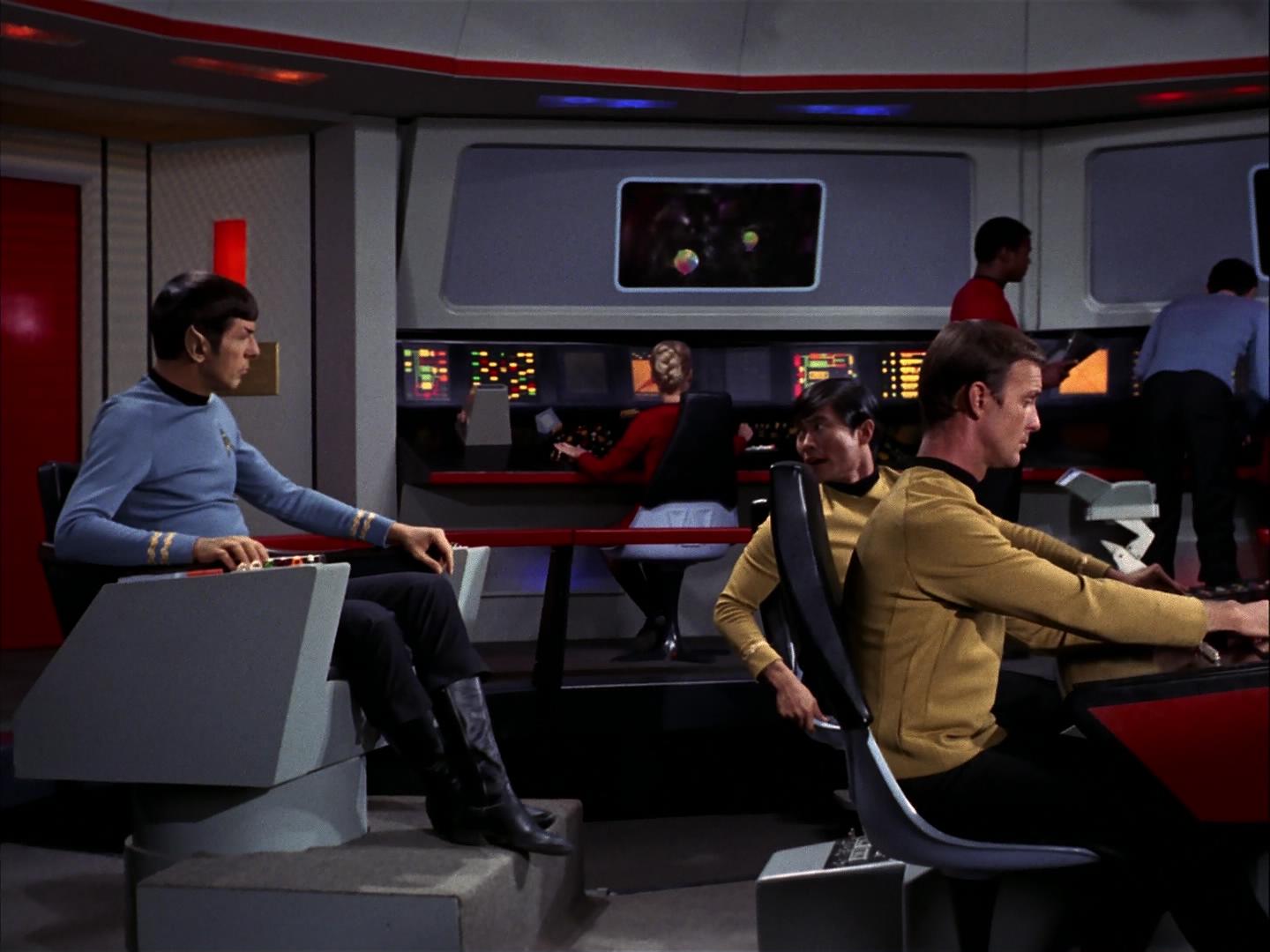 ariane179254_StarTrek_3x09_TheTholianWeb_1393.jpg