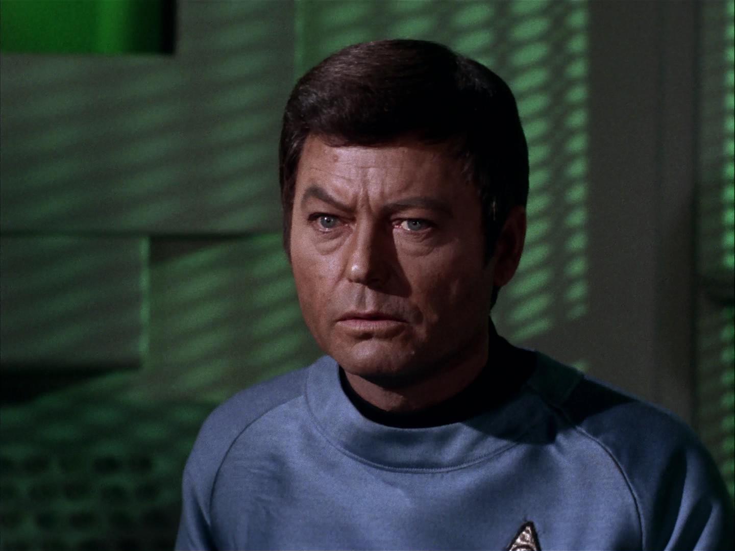 ariane179254_StarTrek_3x09_TheTholianWeb_1422.jpg