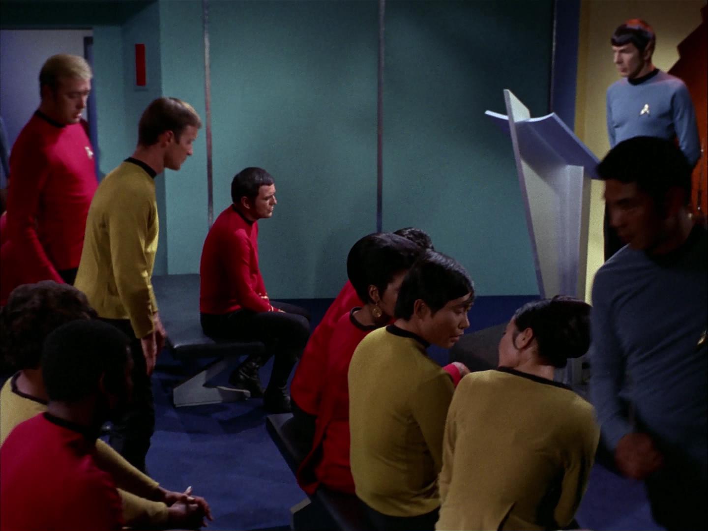 ariane179254_StarTrek_3x09_TheTholianWeb_1756.jpg