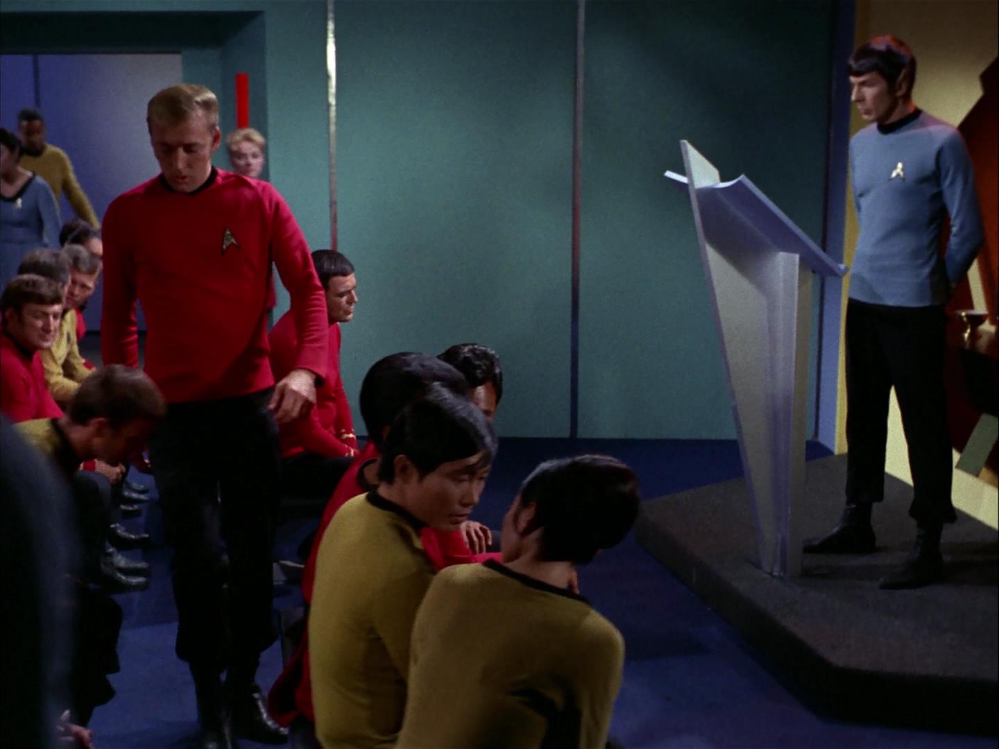 ariane179254_StarTrek_3x09_TheTholianWeb_1757.jpg