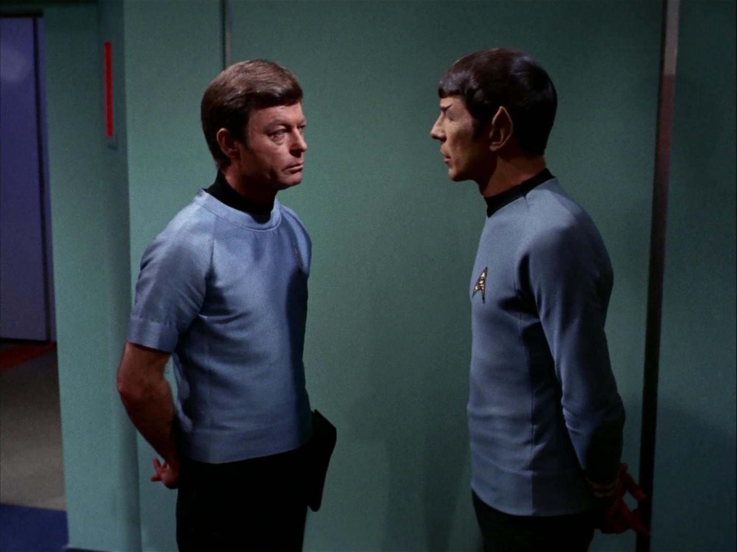 ariane179254_StarTrek_3x09_TheTholianWeb_1773.jpg