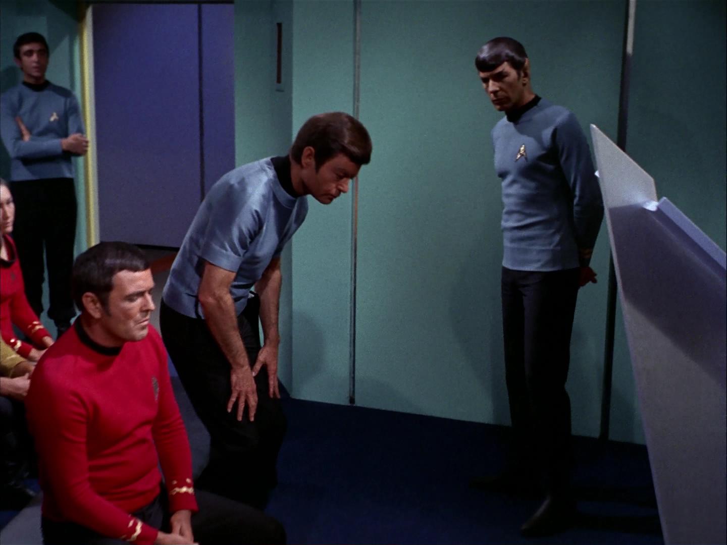 ariane179254_StarTrek_3x09_TheTholianWeb_1806.jpg