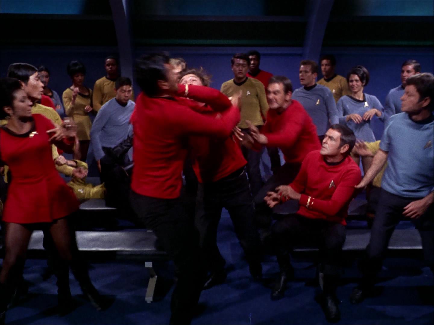 ariane179254_StarTrek_3x09_TheTholianWeb_1886.jpg