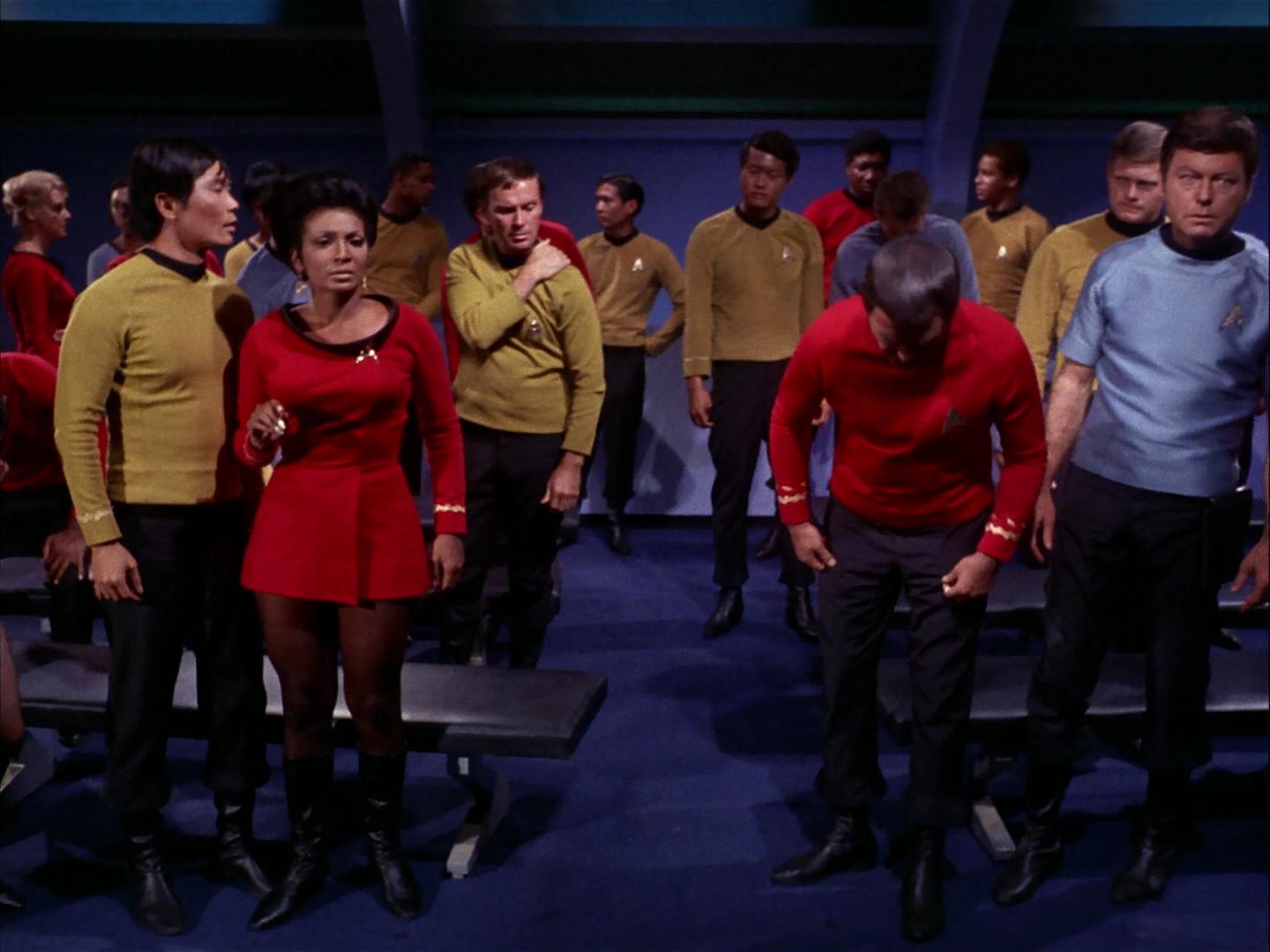 ariane179254_StarTrek_3x09_TheTholianWeb_1910.jpg