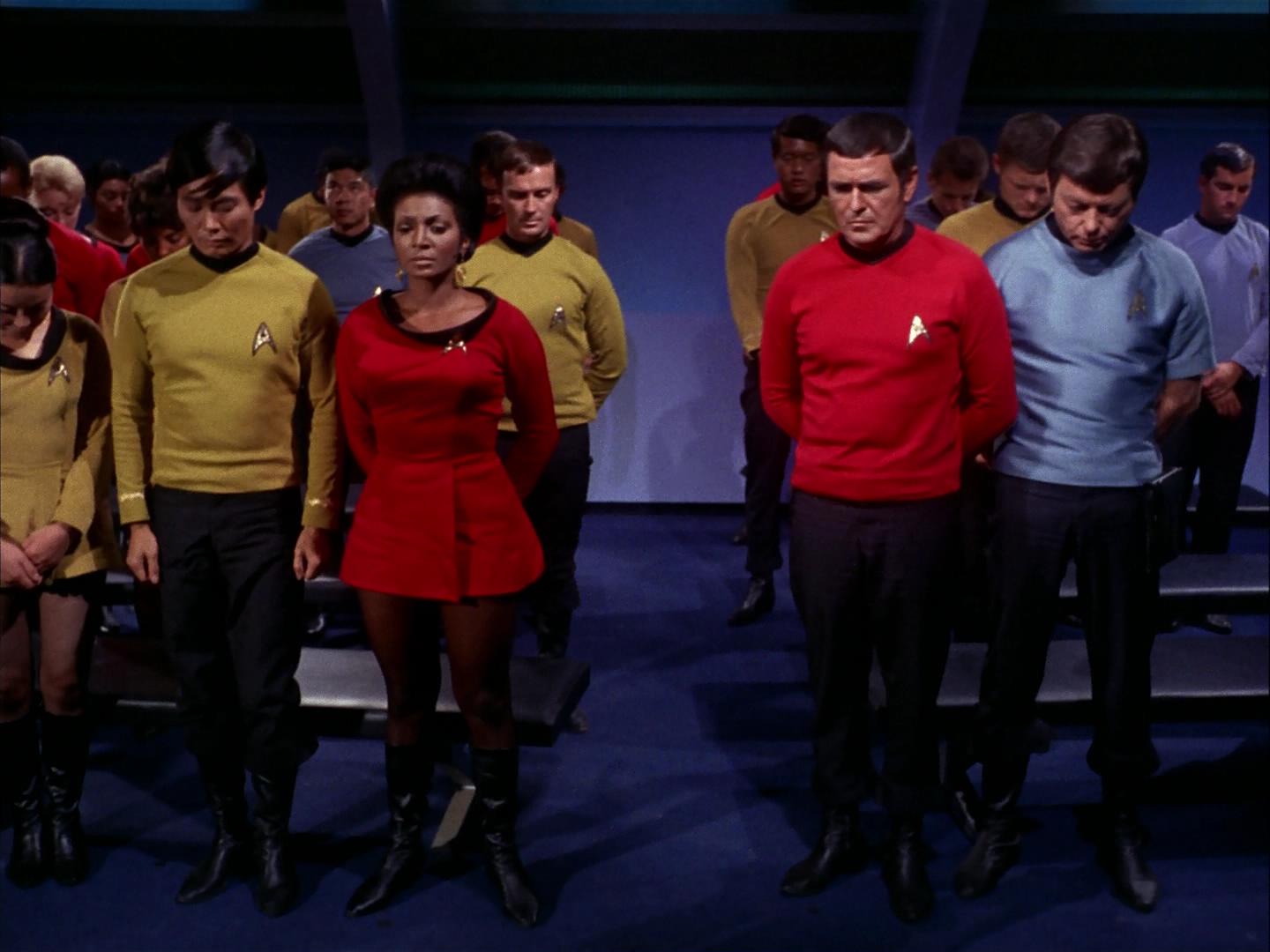 ariane179254_StarTrek_3x09_TheTholianWeb_1944.jpg