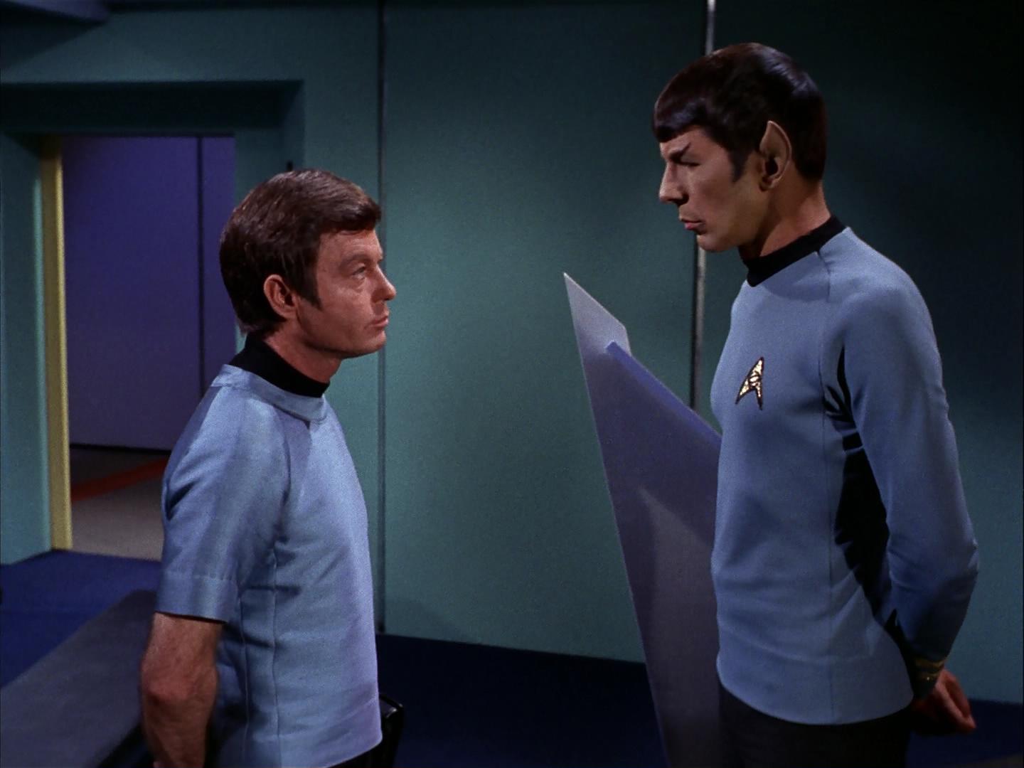 ariane179254_StarTrek_3x09_TheTholianWeb_1966.jpg