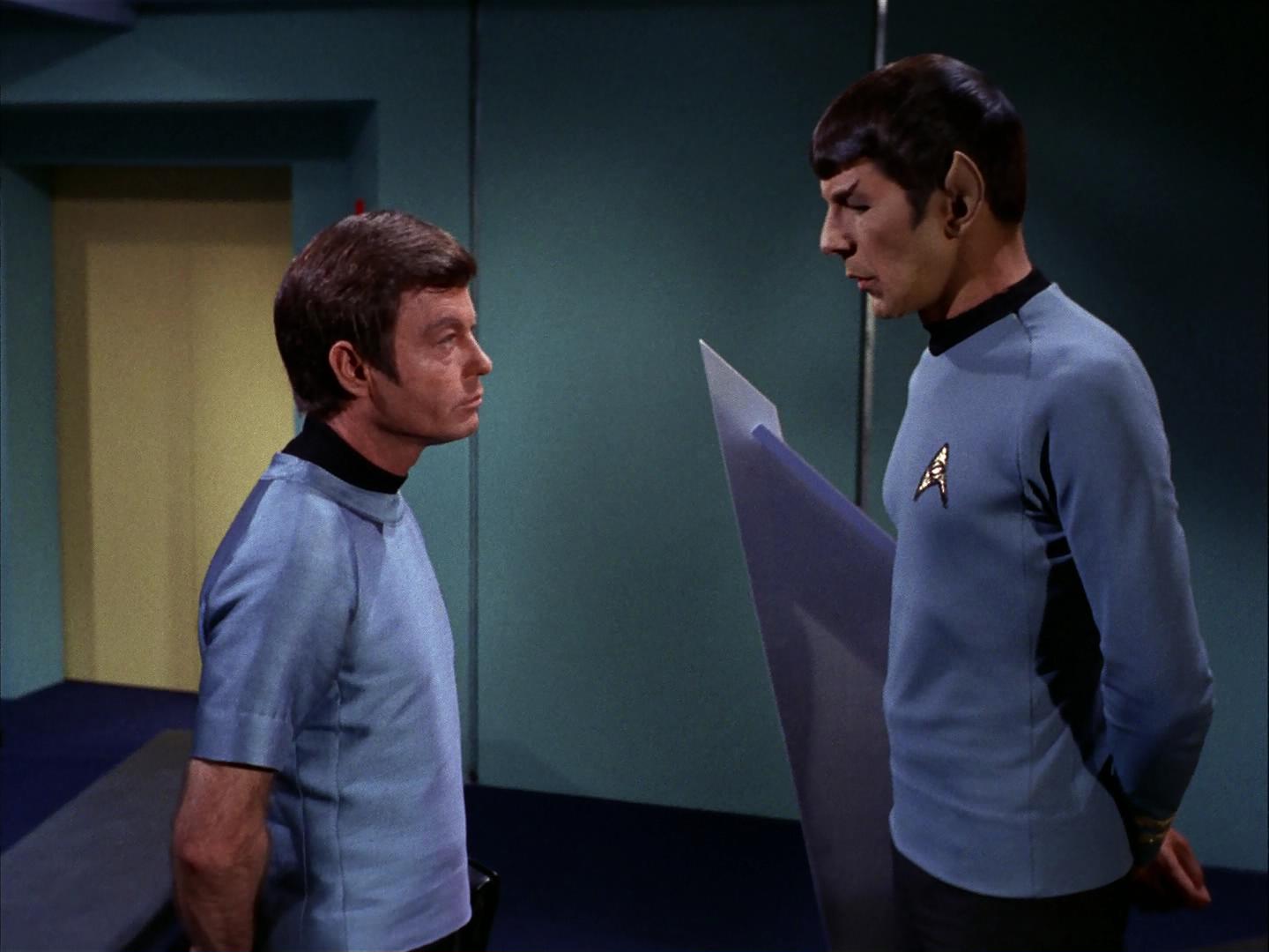 ariane179254_StarTrek_3x09_TheTholianWeb_1967.jpg
